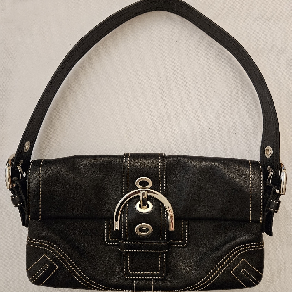 Vintage Y2K Coach Soho Buckle Bag Black Leather 8A05